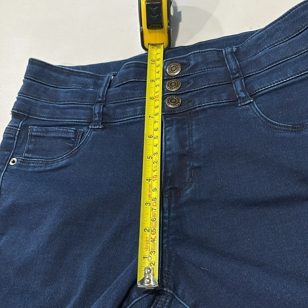 Hippie Girl - mid rise Jegging.  Size 18